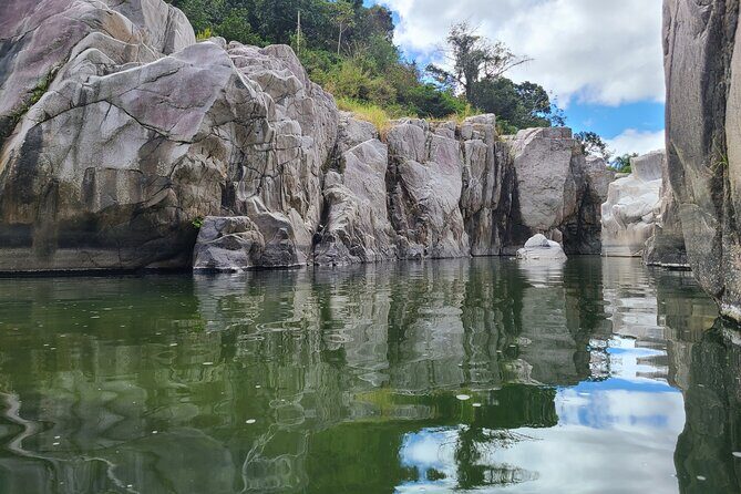 Private Tour of the White Canyon Ancestral Route in Utuado - Key Points