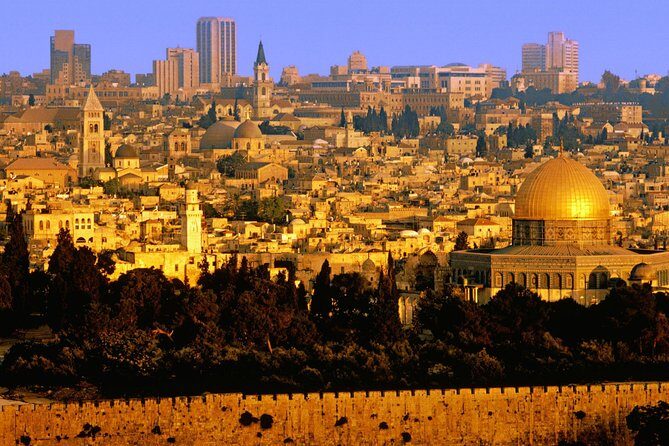 Private Tour: Old City of Jerusalem Christianity Tour - Starting the Journey: From Jaffa Gate to the Ancient Streets