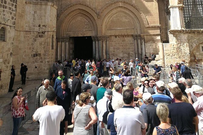 Private Tour: Old City of Jerusalem Christianity Tour - Exploring the Cardo and the Bazaar
