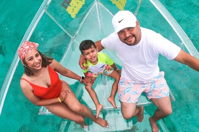 Private tour on transparent boat Cancun Nichupté lagoon - Key Points