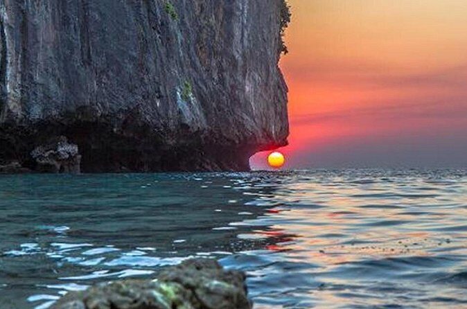 Private Tour Phi Phi Early Bird Premium Tour by Speed Boat - Transportation, Duration, and Price: What You Need to Know