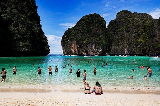 Private Tour Phi Phi Early Bird Premium Tour by Speed Boat - Who Should Consider This Tour?