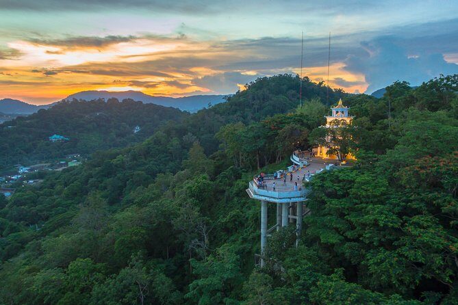 Private Tour: Phuket Introduction City Sightseeing Tour - Exploring the Tour in Detail