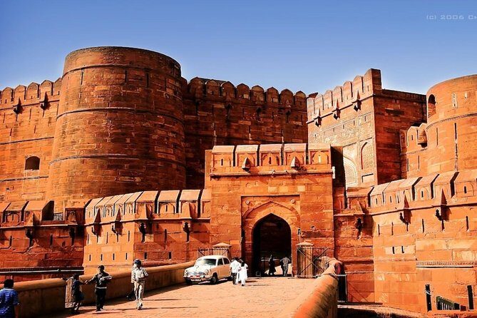 Private Tour: Sunrise Taj Mahal & Agra Fort Day trip from Delhi - Authenticity and Traveler Feedback