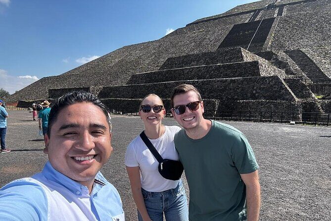 Private Tour: Teotihuacán/Basílica de Guadalupe Hotel Pick Up - A Perfect Introduction to Teotihuacán