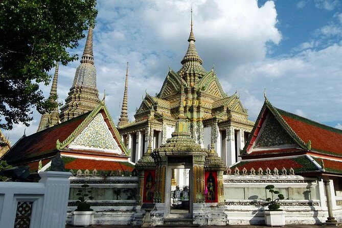 Private Tour: The Best of Bangkok Temples - Half Day - An In-Depth Look at the Tour Experience