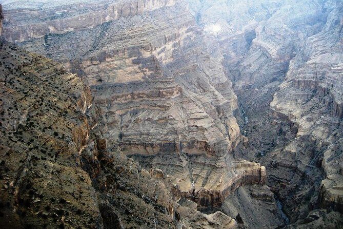 Private Tour: The Grand Canyon of Oman and Jebel Shams Day Trip - An In-Depth Look at the Tour Experience