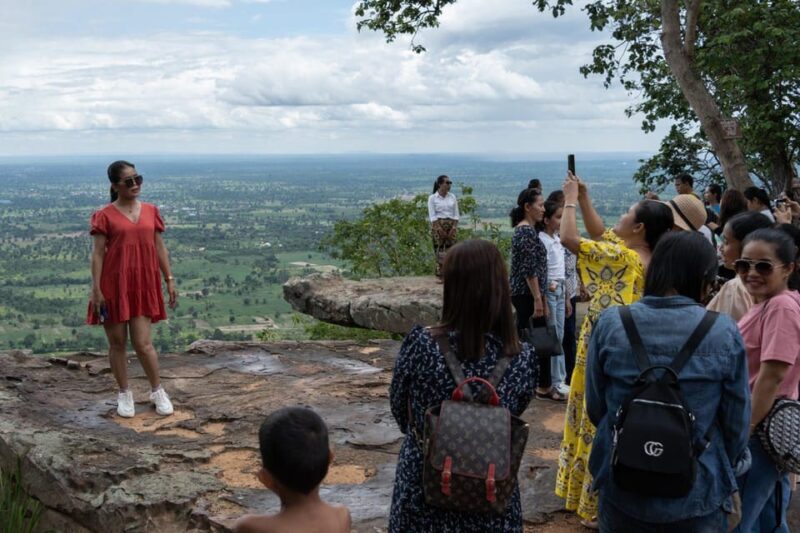 Private Tour to Anlong Veng (Khmer Rouge Stronghold) - What to Expect on the Day