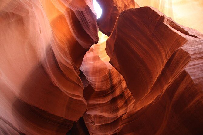 PRIVATE Tour to Antelope Canyon & Horseshoe Bend in Luxury SUV - A Deep Dive into the Experience