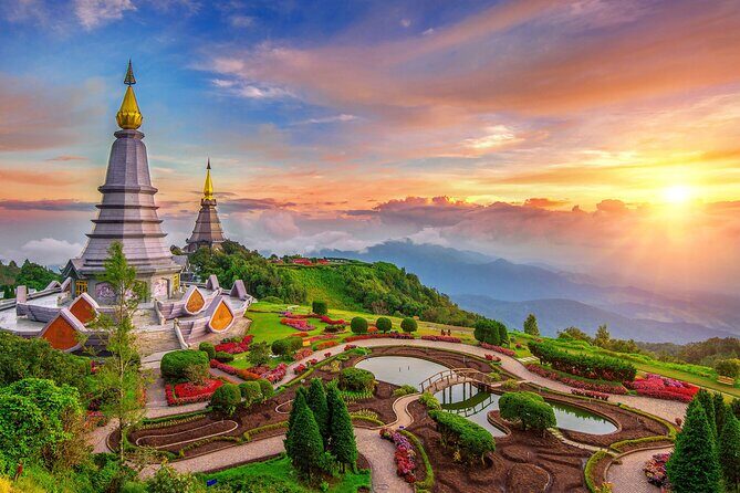 Private Tour to Doi Inthanon including Twins Pagodas and Hiking - The Itinerary: A Closer Look at What You’ll Experience