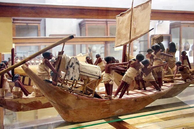 private tour to Egyptian museum with Lunch and local guide - What the Tour Includes and How It Works
