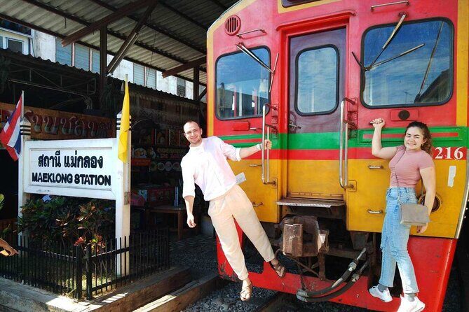 Private tour to Floating & Railway markets (multi-lang: EN ZH ES IT FR DE) - The Sum Up