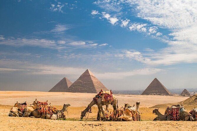 Private tour to Giza pyramids and Sakkara and Memphis museum - Key Points