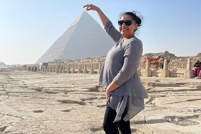Private Tour to Giza Pyramids, Sphinx, Egyptian Museum and Bazar - What Travelers Say