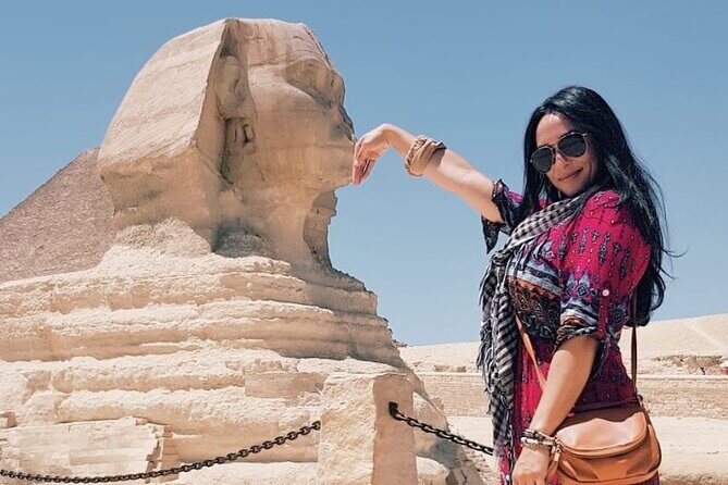 Private Tour to Giza Pyramids with 30 Minutes Camel Ride and Lunch - Exploring the Pyramids of Giza: A Deep-Dive Tour