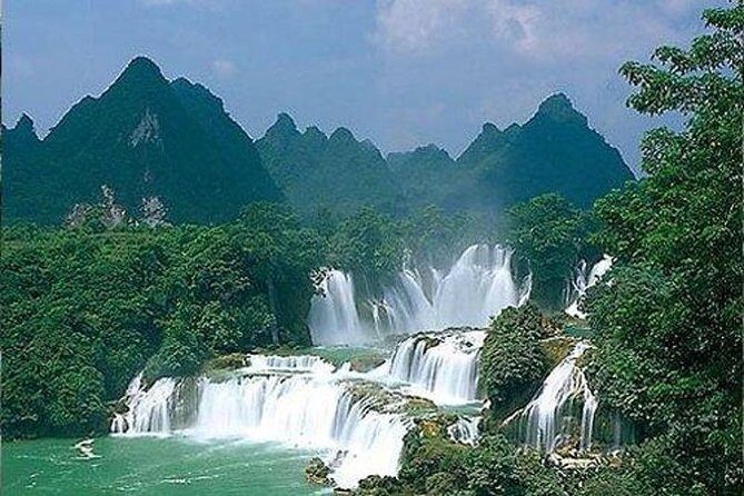 Private Tour to Gulong Canyon with Glass Bridge and Water Falls from Guangzhou - The Glass Bridge and Viewing Platforms: High-Altitude Thrills