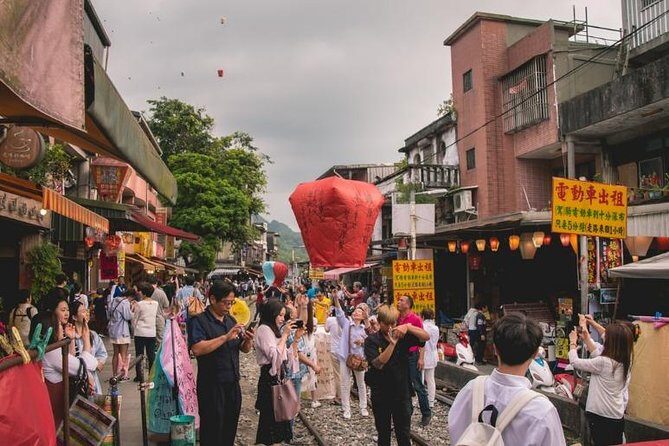 Private Tour to Jiufen, Yehliu Geopark, and Pingxi - Frequently Asked Questions