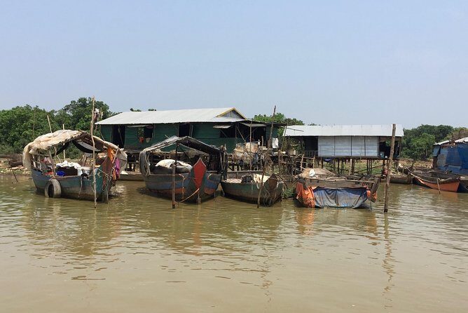 Private Tour to Kompong Phluk Off Beaten Track - Key Points