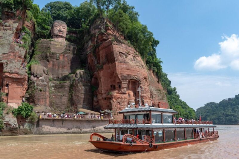 Private Tour to Leshan Giant Buddha & Huanglongxi Old Town - Key Points