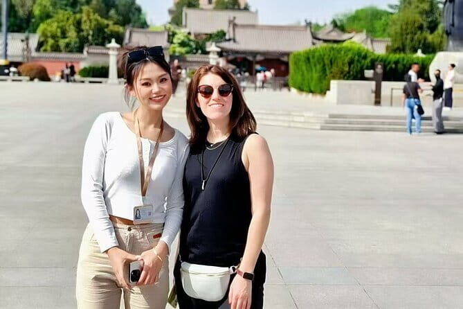 Private tour to Longmen Grottoes and Shaolin from Xi'an by train - Authenticity and Traveler Feedback