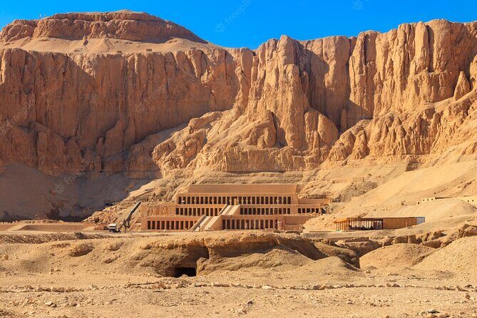 Private Tour to Luxor West and East Banks with Hot Air Balloon,Felucca and lunch - FAQ