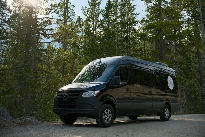 Private Tour to Moraine Lake, Louise, Emerald and Takkakaw Falls - Key Points