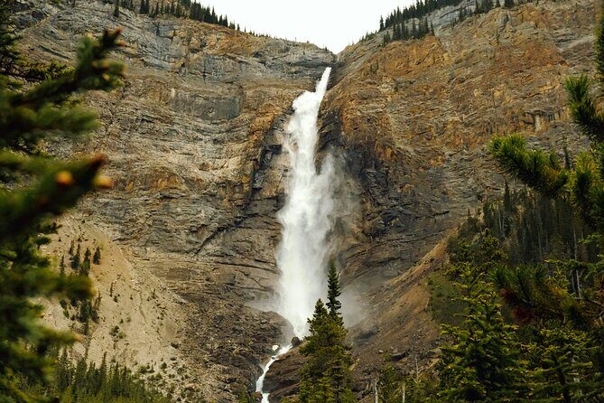 Private Tour to Moraine Lake, Louise, Emerald and Takkakaw Falls - Who Is This Tour Best For?