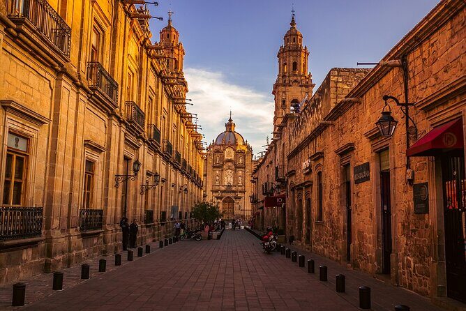 Private tour to Morelia, Pátzcuaro and Janitzio from Guanajuato - Who Should Consider This Tour?