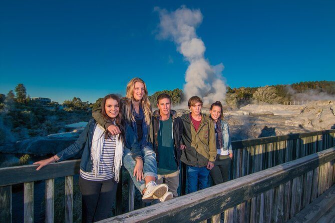 Private Tour to Rotoruas Natural wonders and Mori Arts & craft. - Key Points