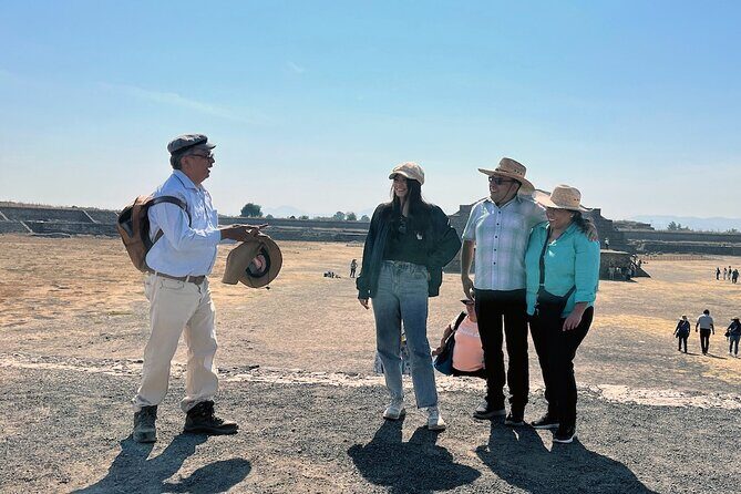 Private Tour to Teotihuacan with Architect from CDMX - The Pyramid of the Sun and Site Museum