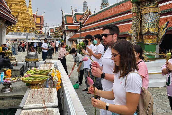 Private Tour to Three must-see Temples in Bangkok - FAQ