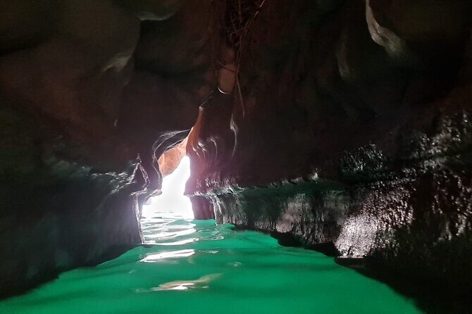 Private Tour Wadi Shab & Sinkhole Tour Swim, Hike & Explore - Scenic Drive Back to Muscat