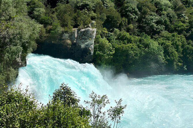 Private Tour WaiOtapu & Huka Falls & Blue springs from Auckland - What’s Included and What to Expect