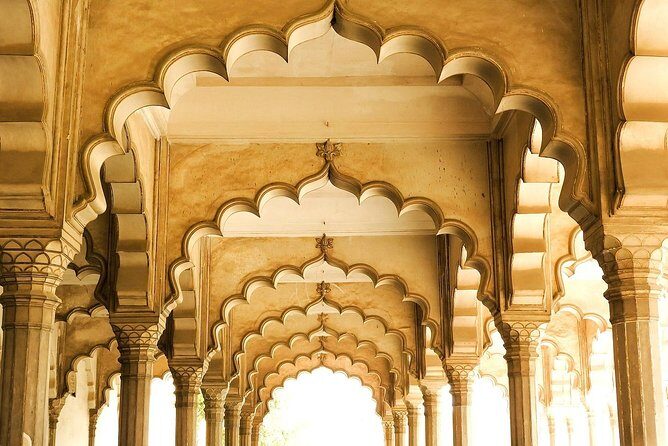 Private Tour:Sunrise Taj Mahal Love Tour From Delhi including Agra fort - FAQ