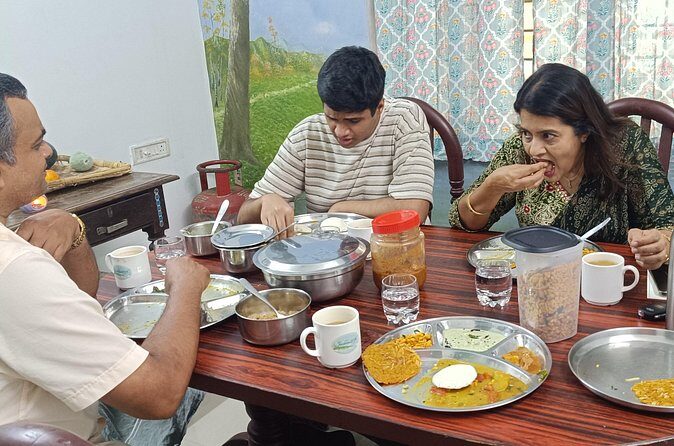 Private Traditional Home Cooking Class in Kochi with Archana - Who Should Book This Tour?