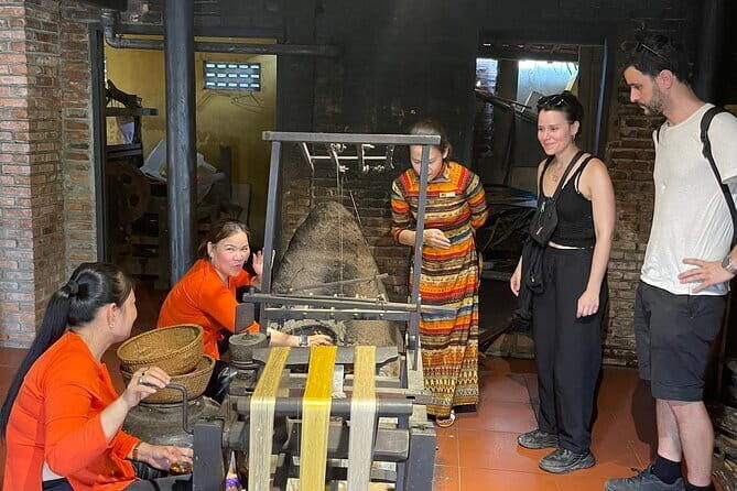Private Traditional Silk Process in Hoi An Silk Village - Key Points