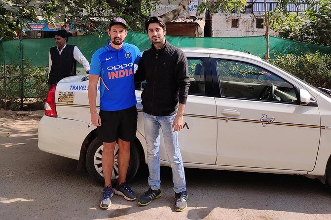 Private Transfer Agra to Jaipur with Fatehpur Sikri - FAQs