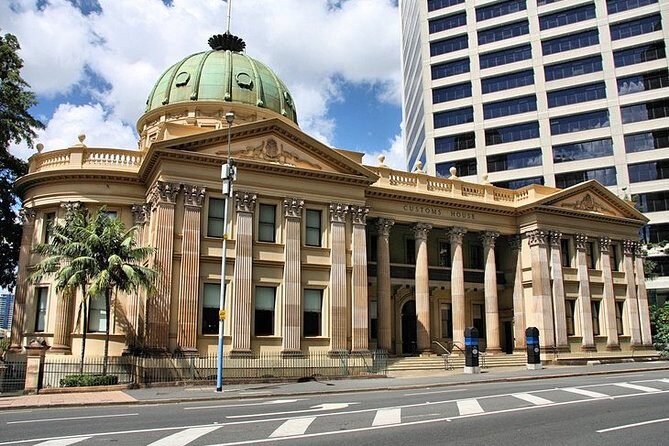 Private Transfer: Airport BNE or Brisbane City to Cruise Port - Vehicle and Comfort