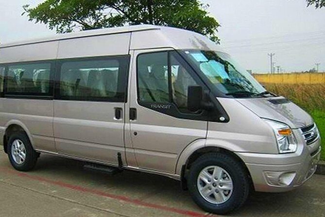 Private transfer between Hanoi Airport (HAN) and Hanoi Old Quarter - Key Points