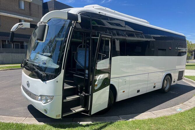 Private Transfer Brisbane Airport to Gold Coast 4-6 Passengers - A Closer Look at the Transfer Experience