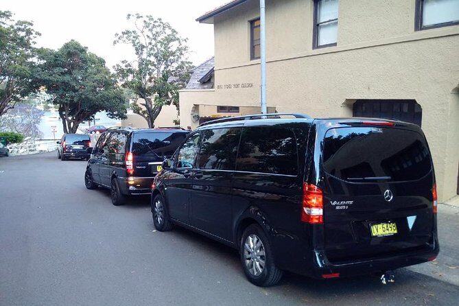 Private Transfer Brisbane Airport to Gold Coast 4-6 Passengers - Frequently Asked Questions