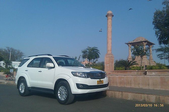 Private Transfer from Agra to Jaipur - Communication & Driver Experience