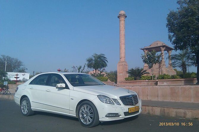 Private Transfer from Agra to Jaipur - Who Should Consider This Transfer?