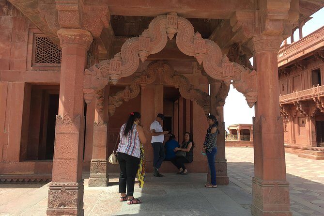 Private Transfer From Agra To Jaipur with Fatehpur Sikri - FAQ