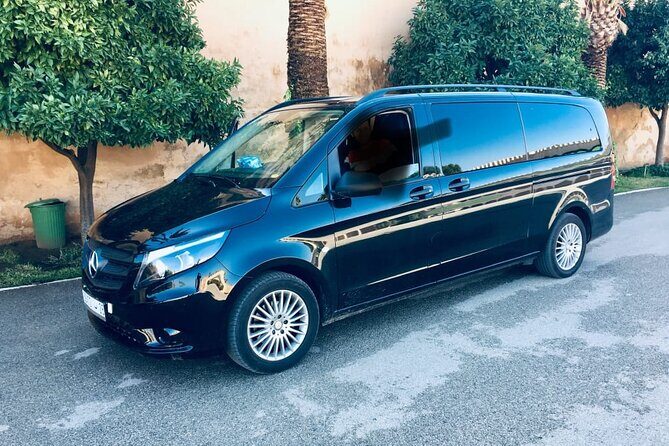 Private transfer from and to the airport - Introduction