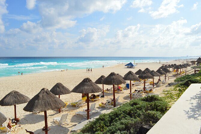 Private Transfer From Chiquila to Playa del Carmen, English Speaking Driver - Who Should Consider This Service?