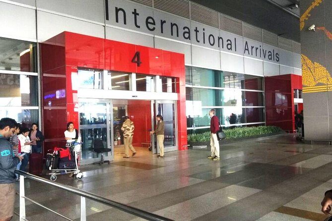 Private Transfer From Delhi Airport to Hotel in New Delhi - Key Points
