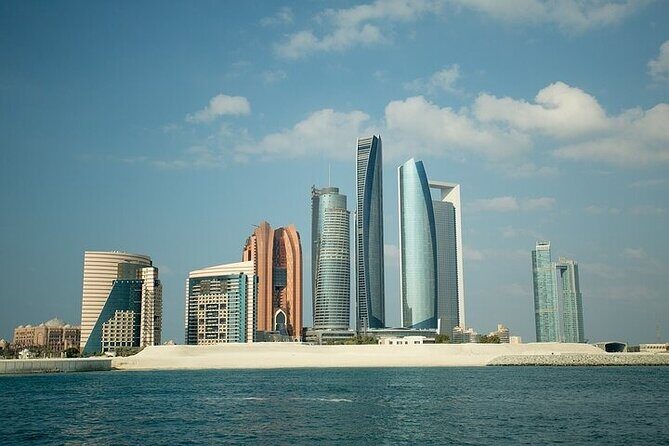 Private Transfer from Dubai to Abu Dhabi - An Honest Look at the Transfer Experience