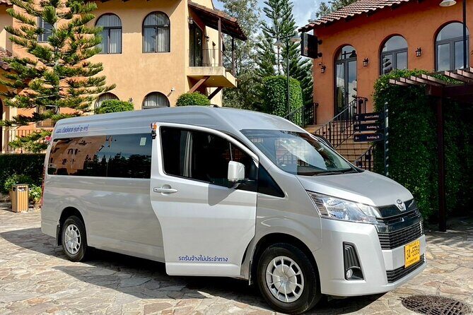 Private Transfer from Hotel to Bangkok Airport incl. tollway - What Makes This Private Transfer Stand Out