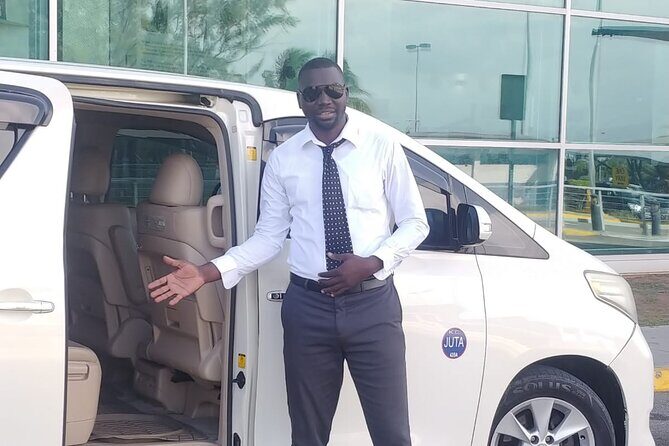 Private Transfer From Kingston Airport To Kingston Hotel One Way - An In-Depth Look at the Transfer Experience